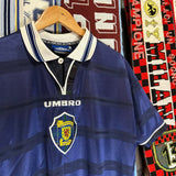 Vintage 90s Scotland Umbro Football (S/M)