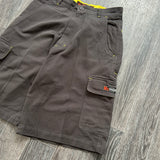 VINTAGE Y2K CARGO SHORTS (28")