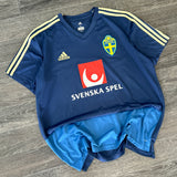 2017 SWEEDEN ADIDAS FOOTBALL (XL)
