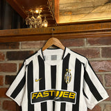 Vintage 2003/04 Juventus Football Jersey (S)