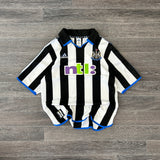 VINTAGE 2001 NEWCASTLE FOOTBALL (M)
