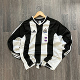 Vintage 2001 Newcastle Football (L)