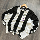 Vintage 2001 Newcastle Football (L)