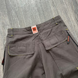 VINTAGE Y2K CARGO SHORTS (28")