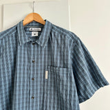 Columbia Button Shirt (L)