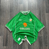 Vintage 2000 Ireland Football (L/XL)