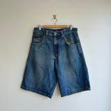 Vintage Y2K South Pole Graphic Jorts (32)