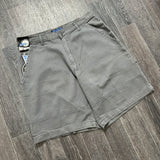 VINTAGE Y2K CORDUROY SHORTS (36")