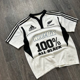 2011/12 ALL BLACKS CONRAD SMITH SIGNED (XS)