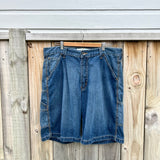 Vintage Levi’s Carpenter Jorts (38)