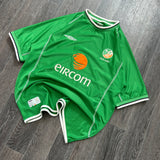 Vintage 2000 Ireland Football (L/XL)