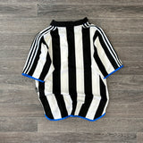 VINTAGE 2001 NEWCASTLE FOOTBALL (M)