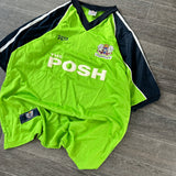 VINTAGE 2001 PETERBOROUGH FOOTBALL (XL)